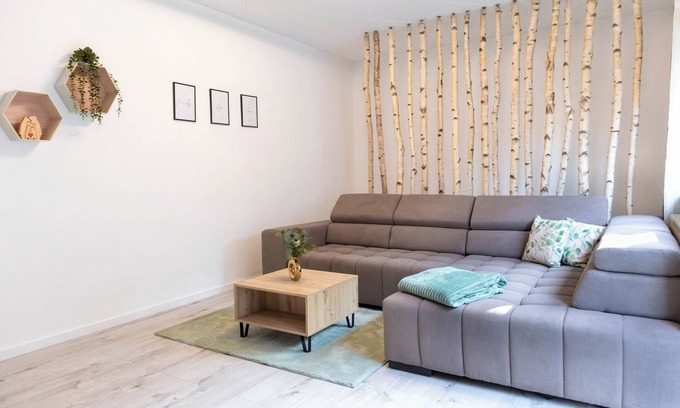 Burkardroth Apartment | Modern furnished vacation apartment (75sqm), ideal for families, nature lovers and dog owners