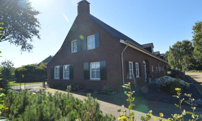 Zijtaart House | Modern Holiday Home in Veghel with Private Garden