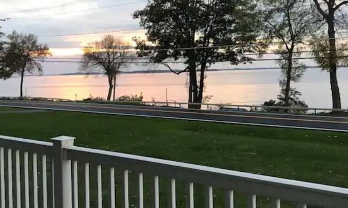 Cape Vincent House | Modern Home, Beautiful St. Lawrence River View