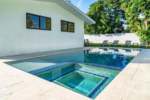 North Miami Beach Villa | Modern Home, Heated Pool Hot-Tub, 12min to Ocean