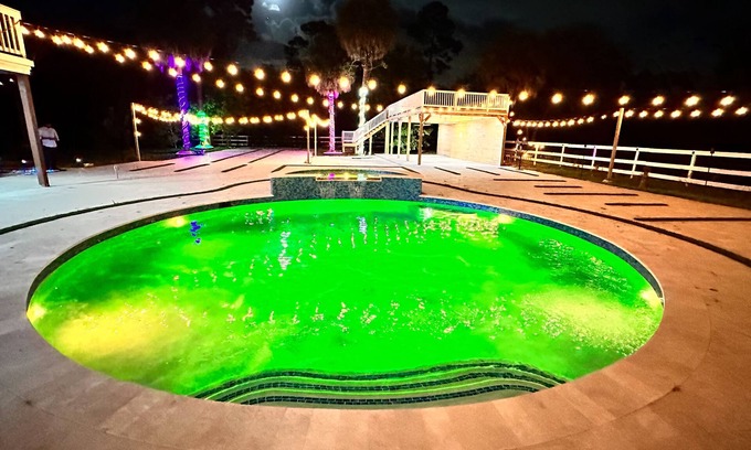 Greenacres House | Modern home with Swimming pool and 5 acre lot 🌴🏊‍♂️ ❤️❤️