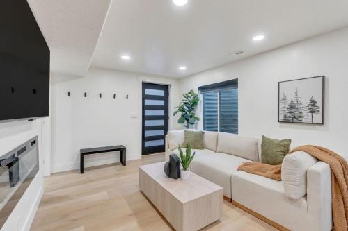 Lehi Apartment | Modern LuxeDen with Private Hot Tub and Fenced Yard