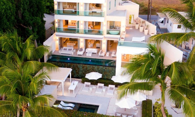 Porters House | Modern Luxury Beachfront Vacation Home - Footprints