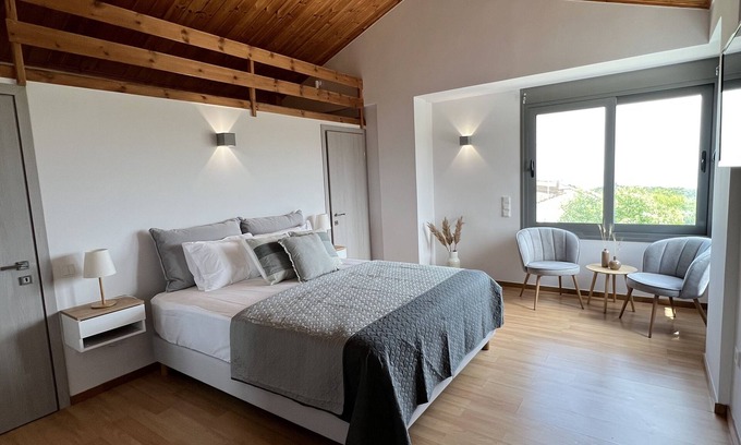 Kompi House | Modern & Luxury Maisonette