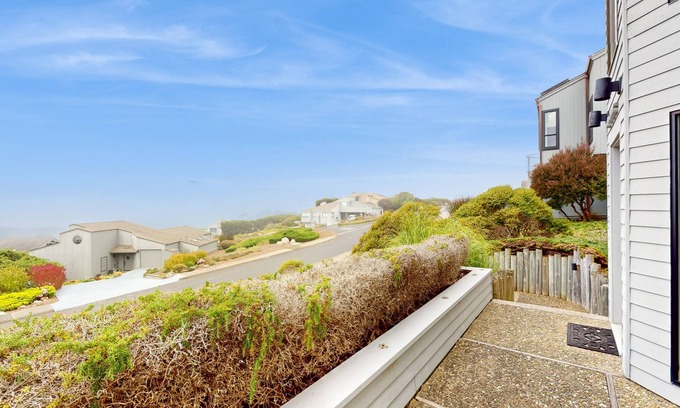 Bodega Bay House | Modern Ocean-View Dream w/Chefs Kitchen, Patio & Balcony - Walk to Beach