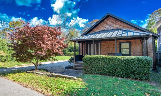 Pipes Cove House | Modern on 9th