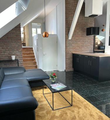 Bad Homburg v.d. Hoehe Apartment | Modern Penthouse APT2 near Frankfurt