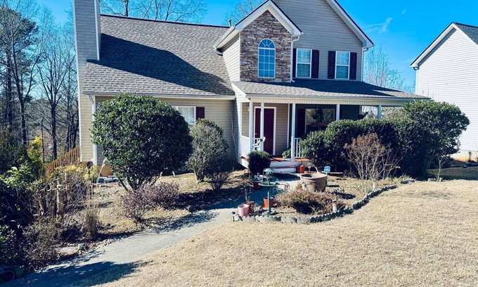 Austell Apartment | Modern Private Bungalow Near Six Flags