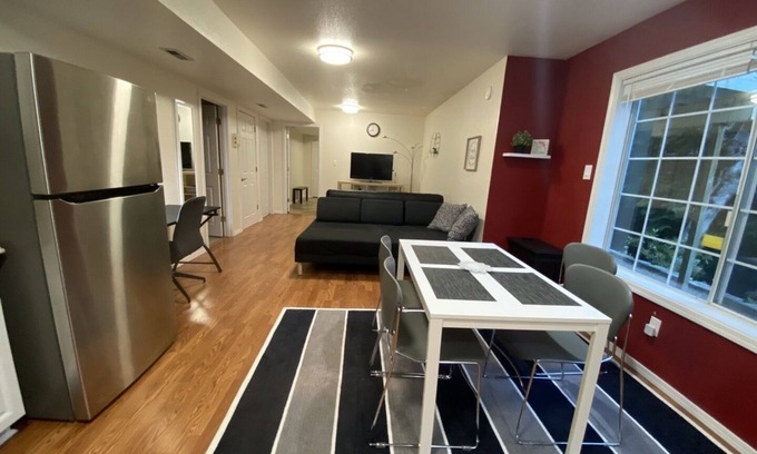 Corvallis House | Modern, Spacious, and Private 1BR Suite