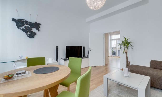 Neubau Apartment | Modern Vienna