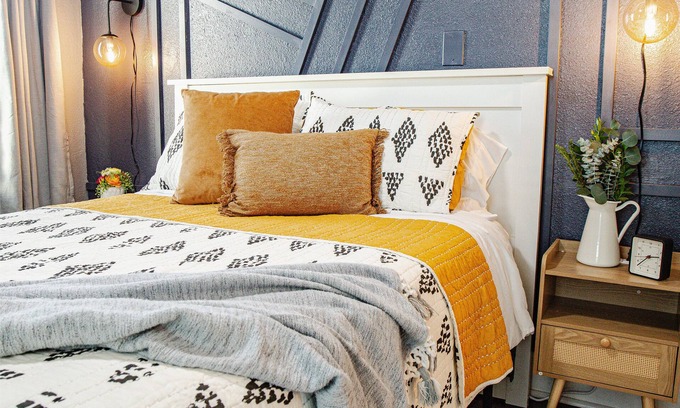 Willmore Apartment | Modern-Vintage Craftsman Apartment: Near Beach/Downtown Long Beach