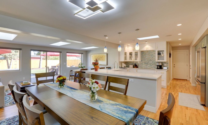 Barths House | Modern Wheat Ridge Home w/Private Hot Tub & Sauna
