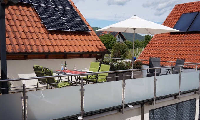 Nußdorf Apartment | Moderne Ferienwohnung, nah am Pfälzer Wald, Umgeben von Weinbergen