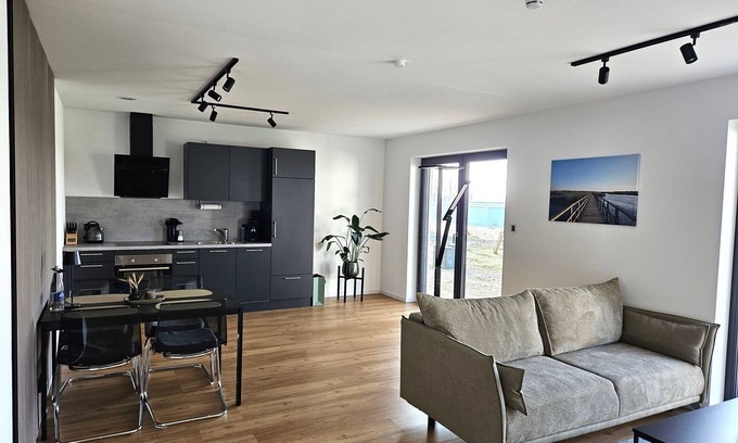 Bad Schussenried Apartment | Moderne Ferienwohnung mit Garten - 5 Minuten zum Kloster