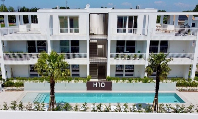 Jesolo Apartment | Moderne Wohnung in Residenz mit Swimmingpool