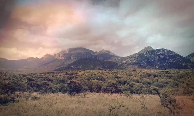 Hoedspruit Cabin | Moholoholo Mountain View