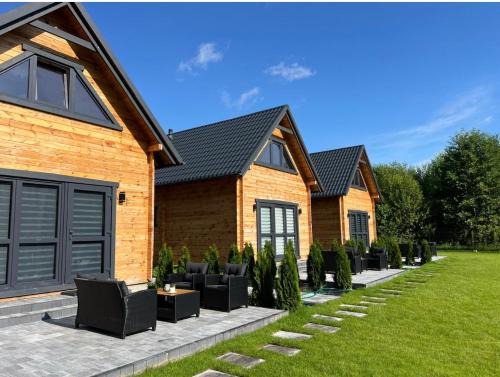 Debina House | MOJA DEBINA LUX 2, dom z pokojem dziennym, dwiema sypialniami i widokiem na las, blisko plaży