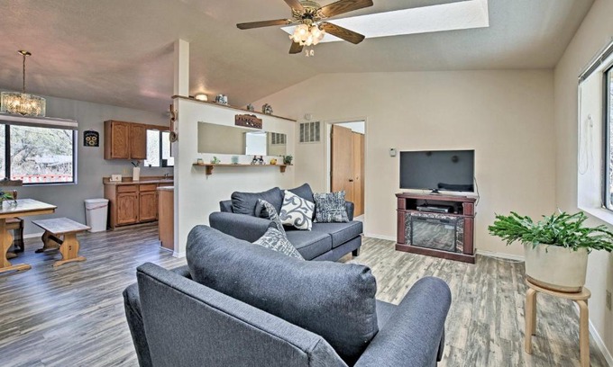 Jemez Springs House | Moms Place in Jemez - 1 Mi to Hot Spring