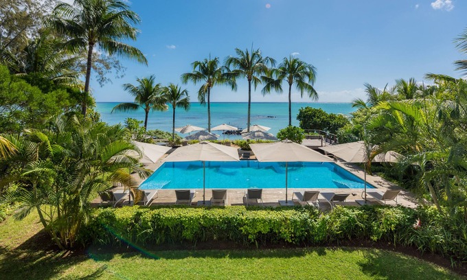 Mont Choisy Apartment | Mon Choisy Beach R.