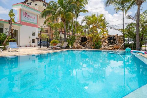 Bay Esplanade Apartment | Monaco Vacation Rentals