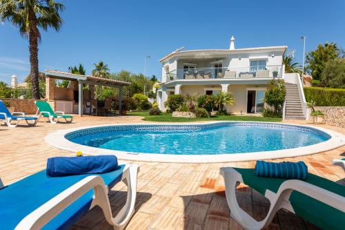 Luz Villa | Monte Lemos 29