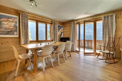 Champery Apartment | Monteilly C26 Next To Cable Car