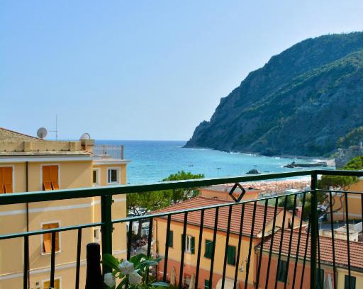 Cinque Terre House | Monterosso Rooms