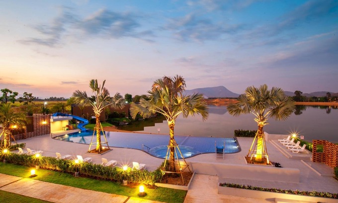 Nong Ya Plong Hotel | Montoro Resort