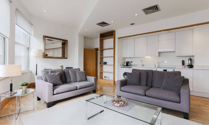 Billingsgate Apartment | Monument by Excel Apartments, London – Perfect for Short Lets and Corporate Stays