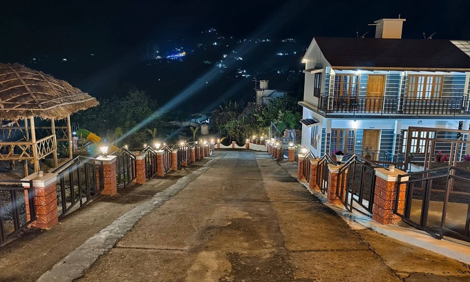 Kanthalloor Hotel | Moon Wings Mountain Resort