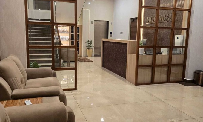 Kakkanad Hotel | Moonbasa Boutique Hotel & Spa, Infopark, Kakkanad