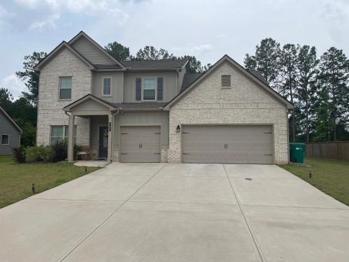 Locust Grove Villa | Moores Oasis