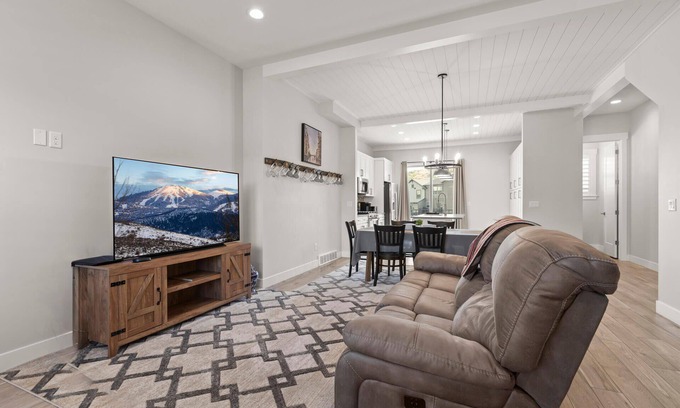 Park City House | Moose Mgmt at Wasatch Springs 1107: