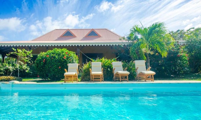 Le Vauclin Villa | Mora Mora, villa créole avec piscine & jardin