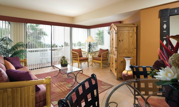 La Paloma Resort | More fun than you can possibly imagine !