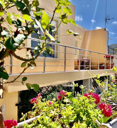 Tourloti Apartment | Morea Bay View