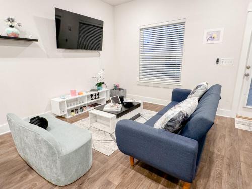 Pine Forest Apartment | morii - townhome with pool