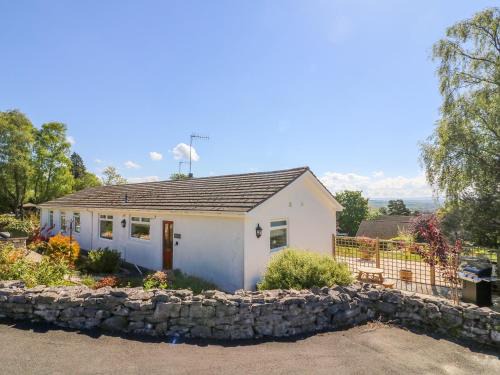 Milnthorpe House | Moss Cote