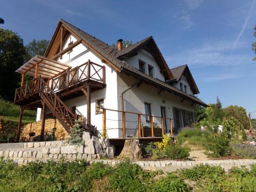 Dlouhy Most Apartment | Motýlí chalupa - luxusní apartmány u Ještědu