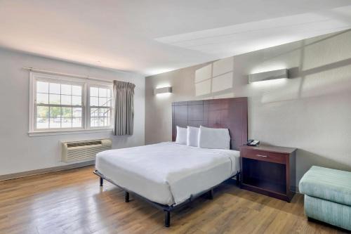 Falls Church Hotel | Motel 6-Falls Church, VA - Arlington Boulevard