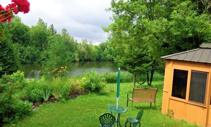 Shefford Hotel | Motel des Deux Lacs