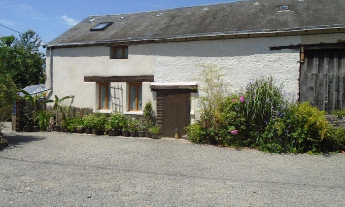 Mouhet Bed & Breakfast | Mouhet Appartement Sortie 21 A20