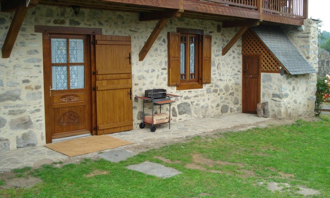 Sireix Apartment | Mountain gite near Lourdes