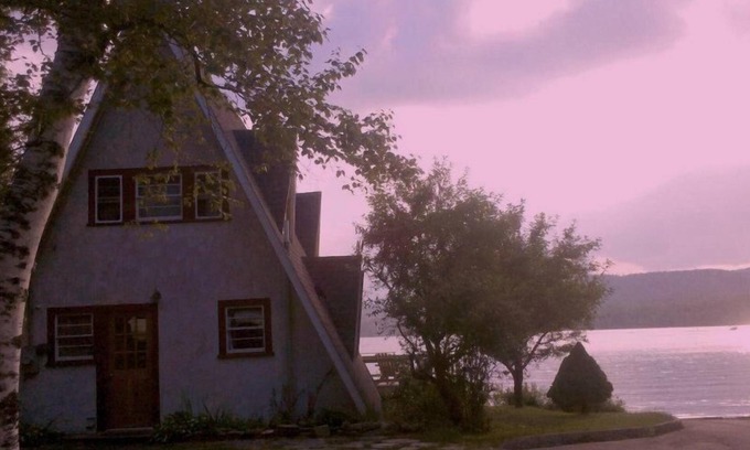 Abbot House | Mountain Lake Chalet