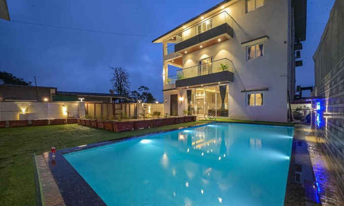 Kurvande Villa | Mountain Majesty Villa by Tropicana Stays