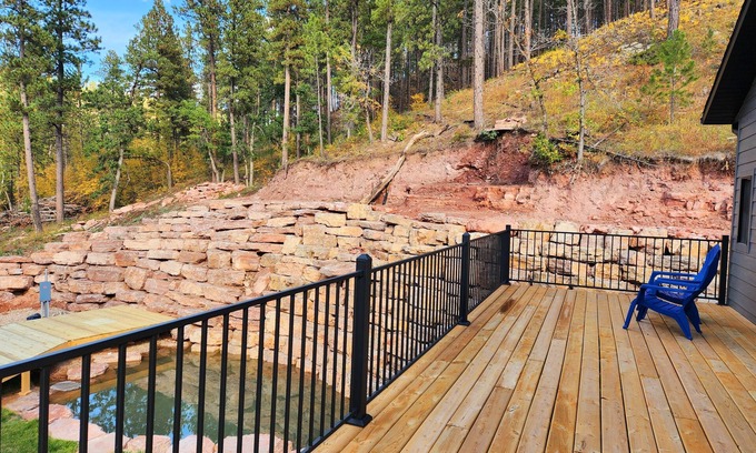 Spearfish House | Mountain Retreat 10 minutes from Downtown Spearfish!