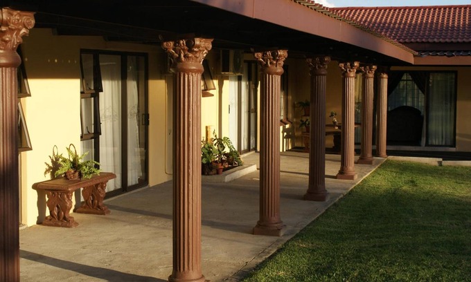 Glencoe House | Mountain View Guest House