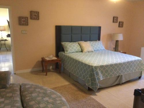 Lacovia House | Mountain View retreat st.Elizabeth