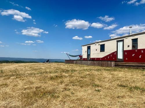 Suncuius House | Mountaintop Panoramaview casa in Bihor apuseni