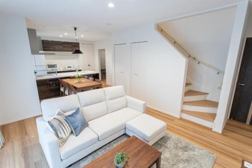 Ozu Apartment | Mova Villa Ozu